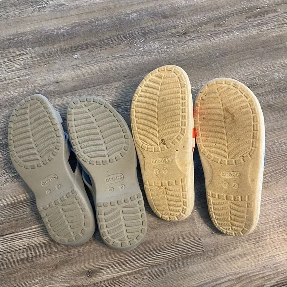 2 Pairs! CROCS Sandals Good Used Condition Womens 9 - Picture 7 of 7